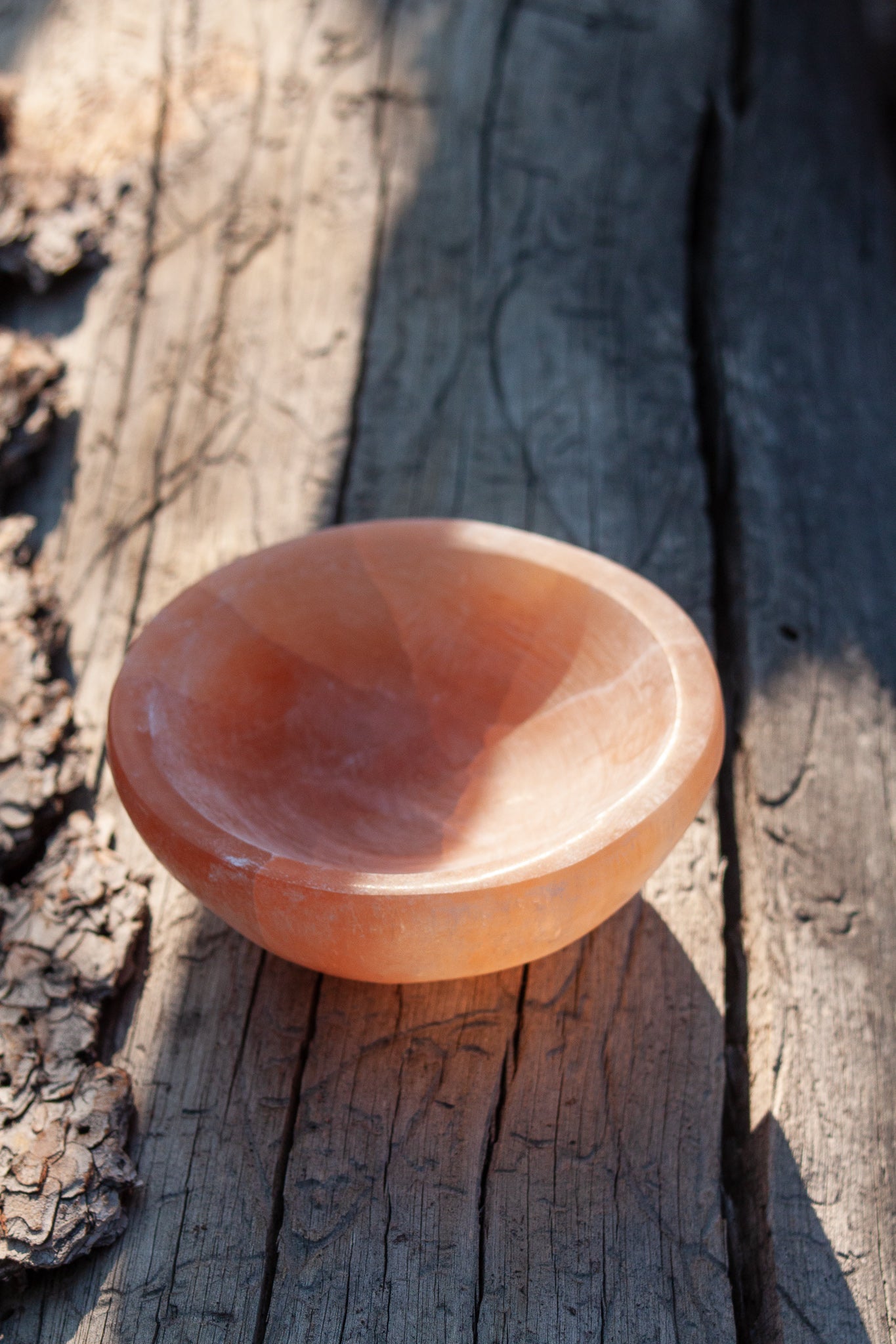 Selenite Charging Bowl - White or Peach